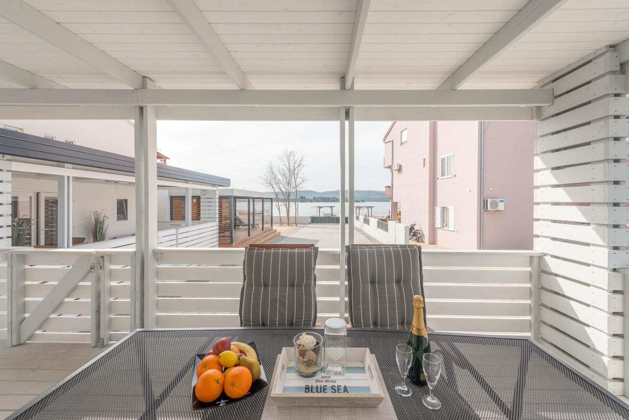 Summer Apartment Turanj